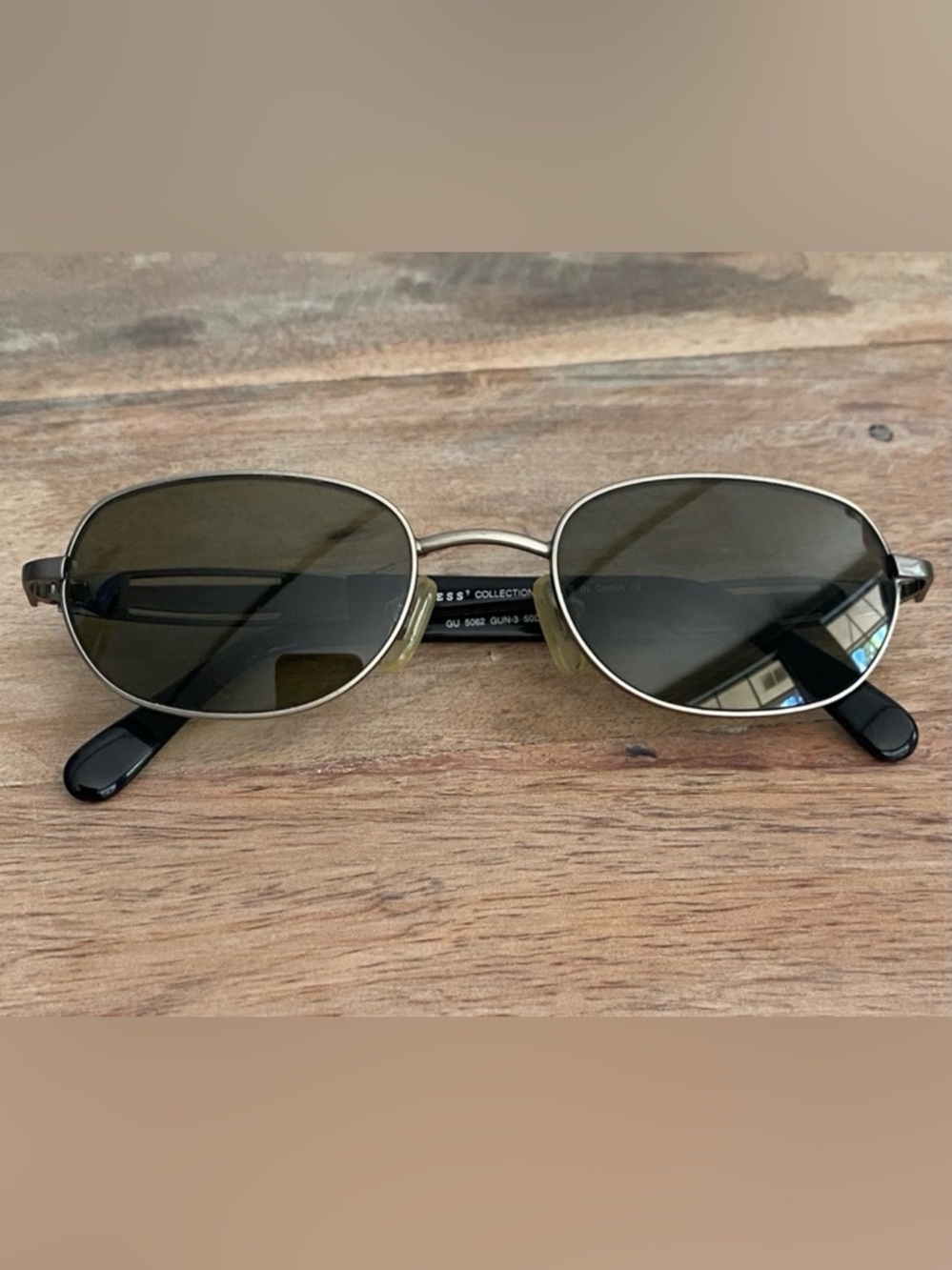 GUESS COLLECTION Unisex Aviator Sunglasses GU 5062 GUN 3‎  50 19 135  100% UV